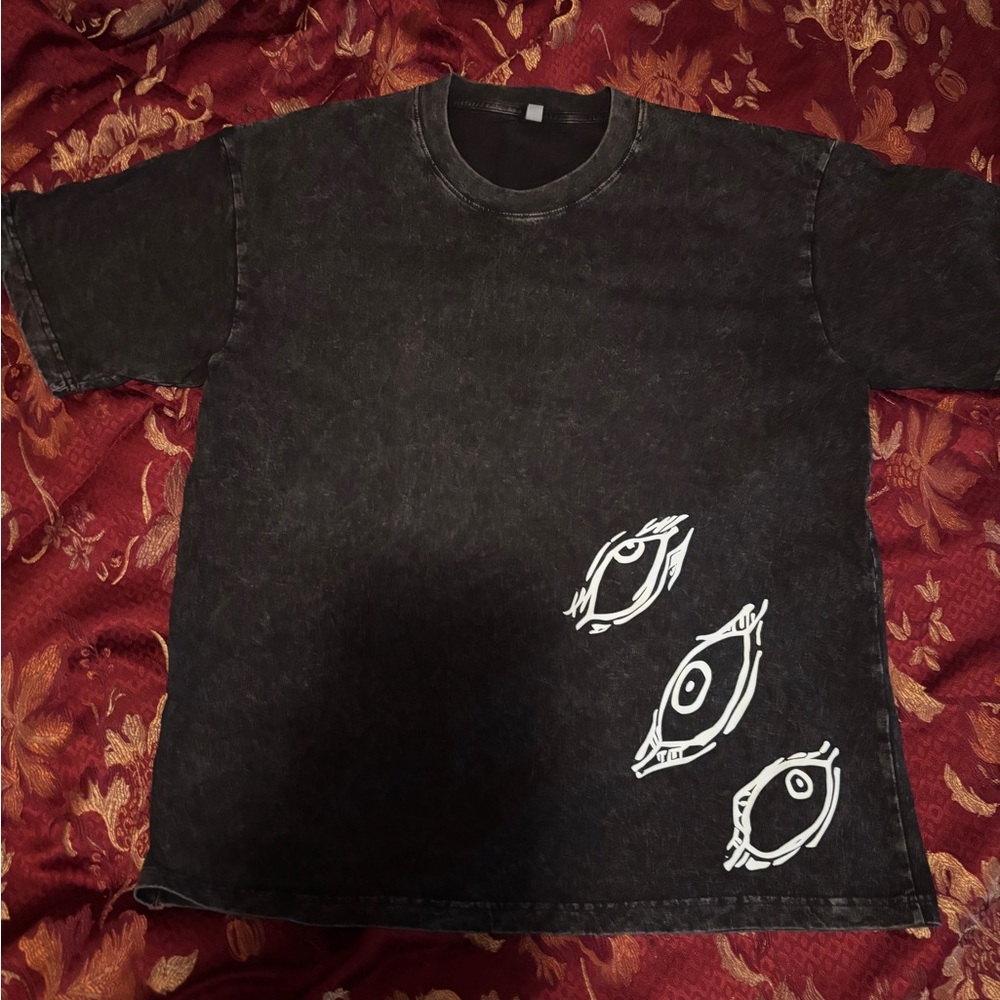 “THE HONORED ONE” Anime Graphic Tee – Size M